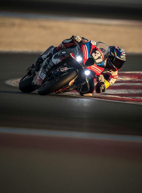Van verloren droom naar wereldtitel: BMW schrijft geschiedenis in het FIM EWC